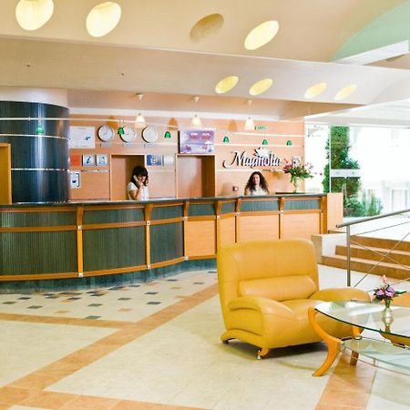 Hotel Magnolia Albena Buitenkant foto