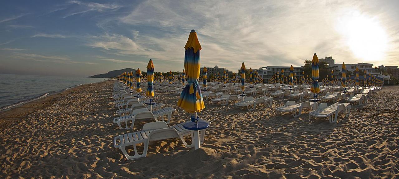 Hotel Magnolia Albena Buitenkant foto