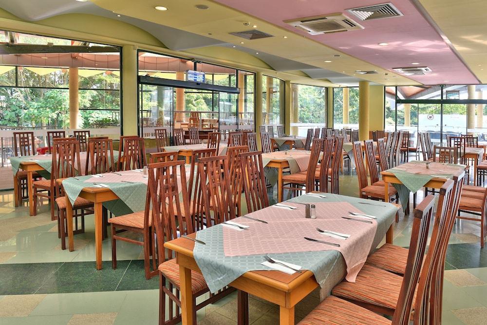 Hotel Magnolia Albena Buitenkant foto