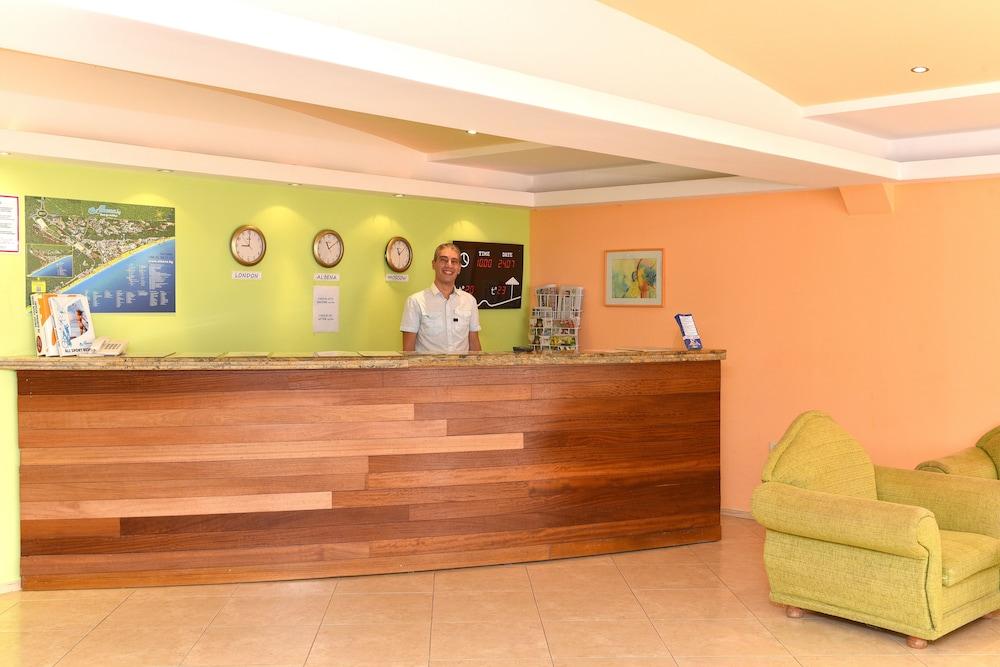Hotel Magnolia Albena Buitenkant foto