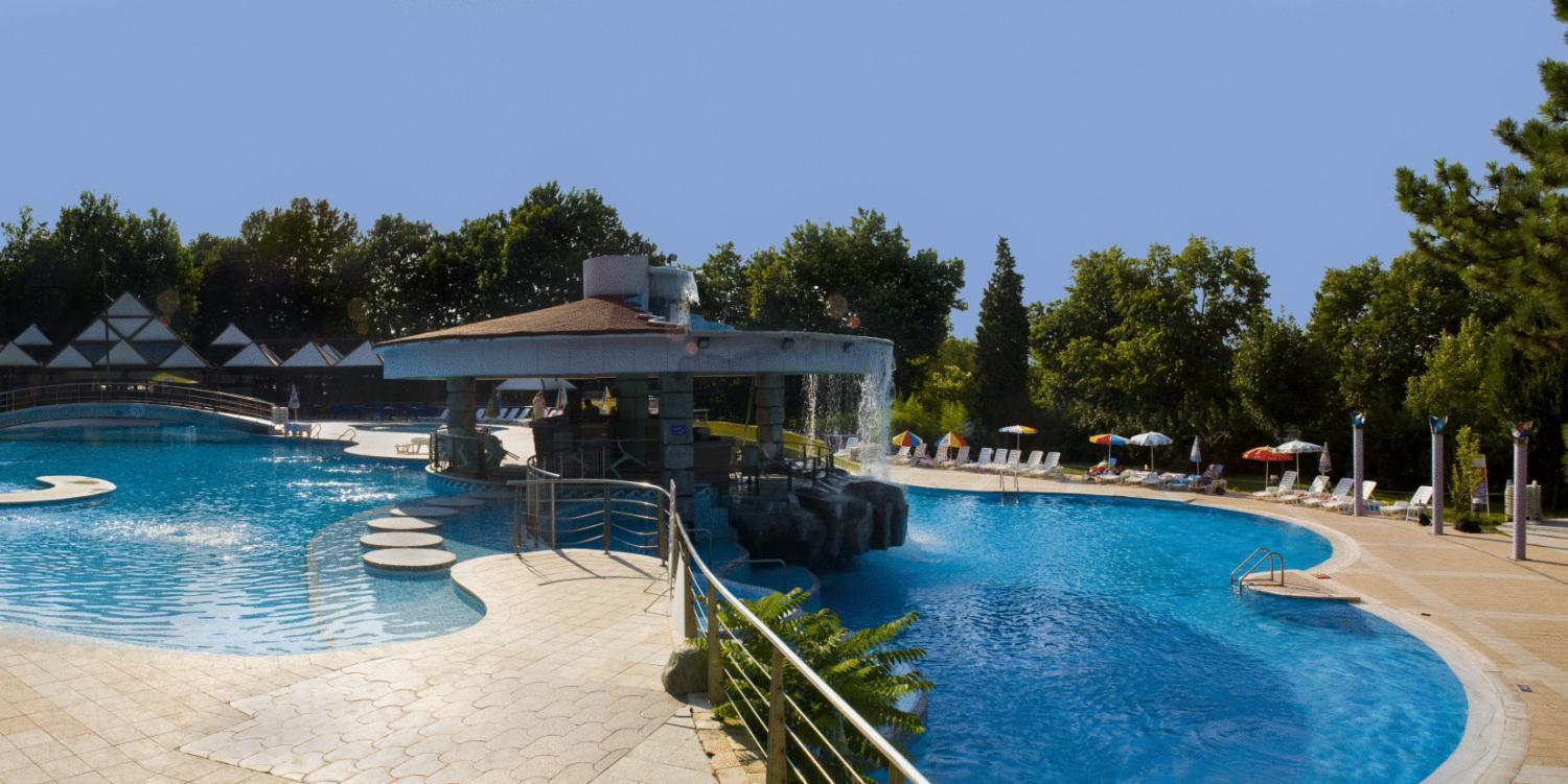Hotel Magnolia Albena Buitenkant foto