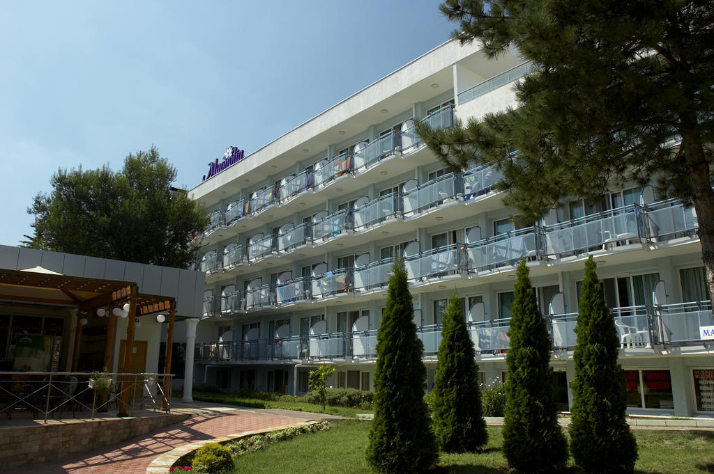 Hotel Magnolia Albena Buitenkant foto